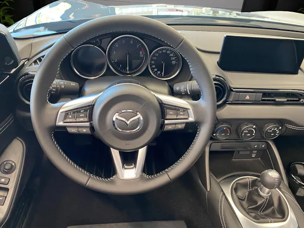 MAZDA MX-5 Skyactiv-G 132 Homura