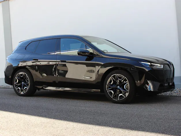 BMW iX xDrive50 *0.9%-LEASINGAKTION*