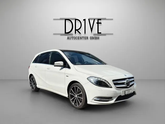 Mercedes-Benz B 180