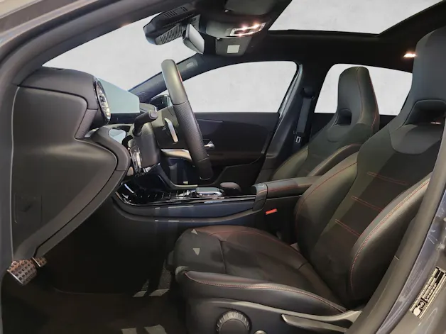 Mercedes-Benz A-CLASS W177 A 250 AMG Line 4
