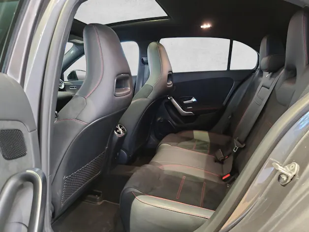 Mercedes-Benz A-CLASS W177 A 250 AMG Line 4