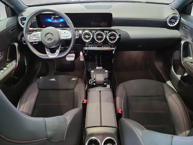 Mercedes-Benz A-CLASS W177 A 250 AMG Line 4