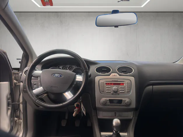 Ford Focus 2.0i Carving