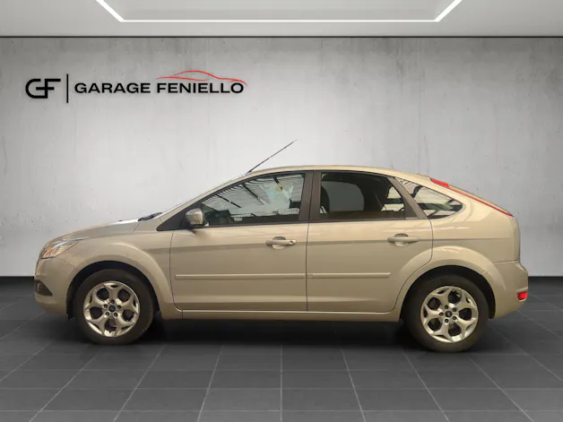 Ford Focus 2.0i Carving