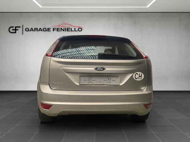 Ford Focus 2.0i Carving