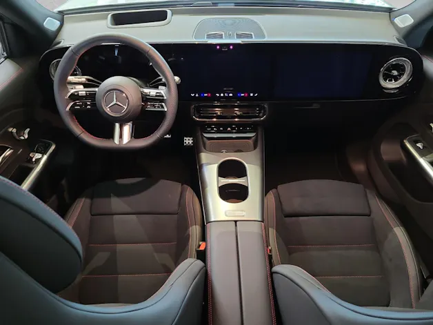Mercedes-Benz GLB 350 85kWh EQ 4 Matic