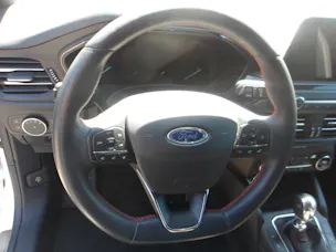 FORD Focus 1.0 SCTi Business