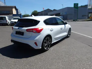 FORD Focus 1.0 SCTi Business