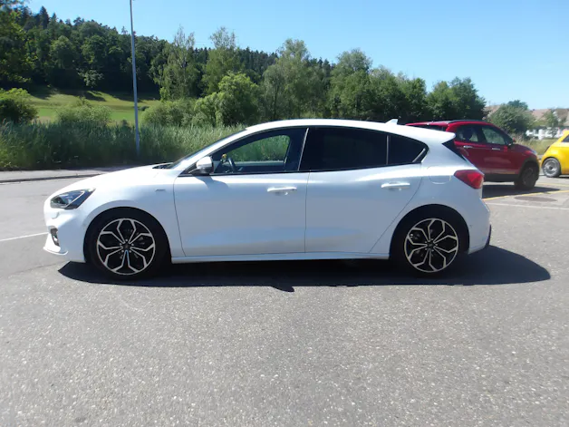 FORD Focus 1.0 SCTi Business