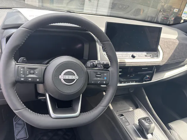 NISSAN Qashqai 1.3 DIG-T MHEV Tekna+ Xtronic 4x4