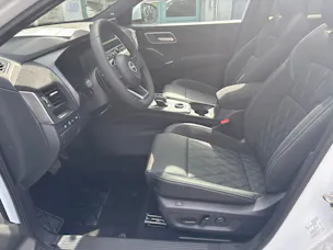 NISSAN Qashqai 1.3 DIG-T MHEV Tekna+ Xtronic 4x4