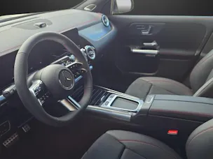 Mercedes-Benz EQA 300 4M Excellence