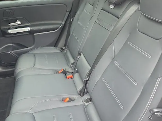 Mercedes-Benz GLB 250 AMG Line 4 MATIC