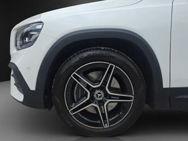 Mercedes-Benz GLB 250 AMG Line 4 MATIC