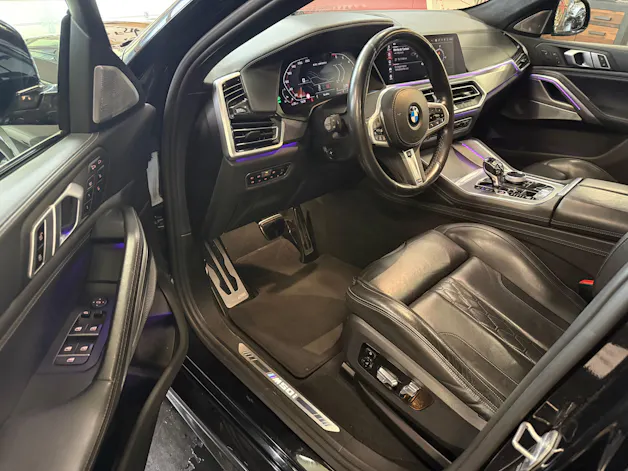 BMW X6 M50i Steptronic