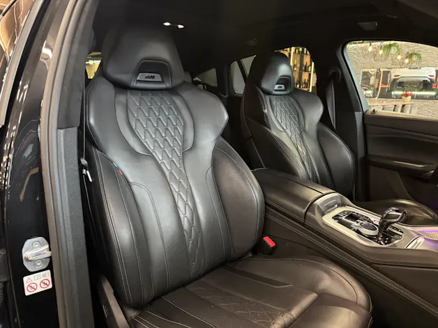 BMW X6 M50i Steptronic