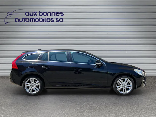 Volvo V60 D5 AWD Summum Geartronic