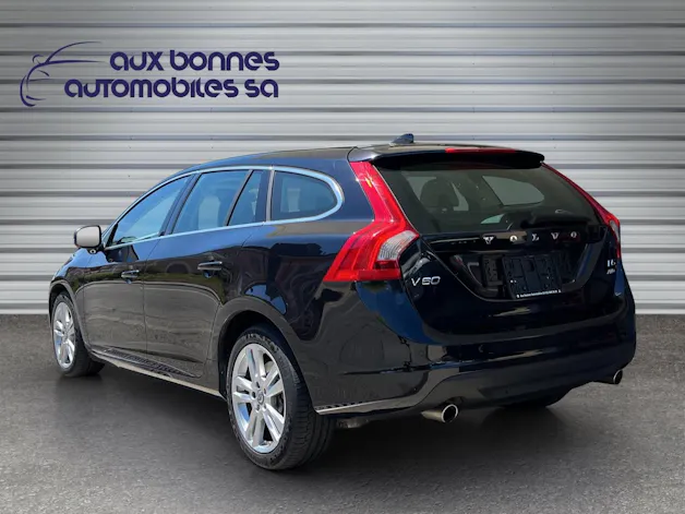 Volvo V60 D5 AWD Summum Geartronic