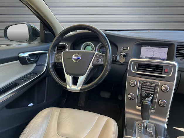 Volvo V60 D5 AWD Summum Geartronic