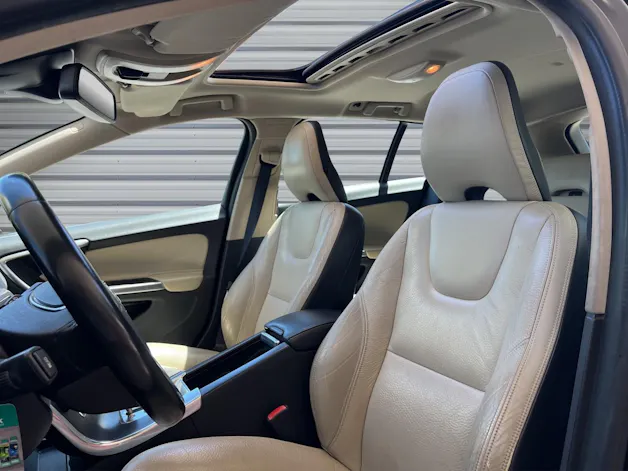 Volvo V60 D5 AWD Summum Geartronic