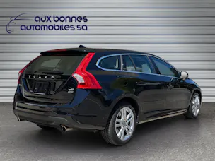Volvo V60 D5 AWD Summum Geartronic