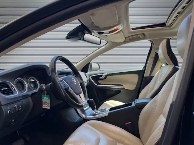 Volvo V60 D5 AWD Summum Geartronic