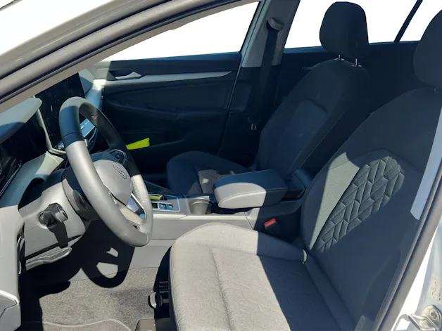 VW Golf 1.5 e TSI mHEV Life DSG