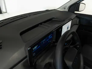 Ford E-Transit Courier Van Trend