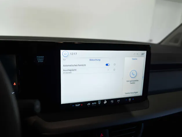 Ford E-Transit Courier Van Trend