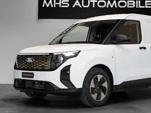 Ford E-Transit Courier Van Trend