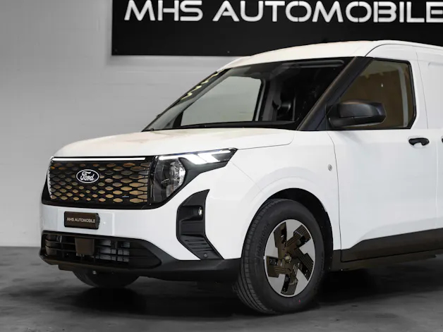 Ford E-Transit Courier Van Trend