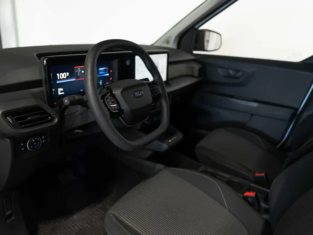 Ford E-Transit Courier Van Trend