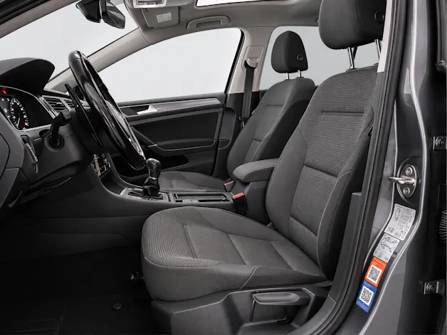 VW Golf 2.0 TDI Comfortline 4Motion R-Line