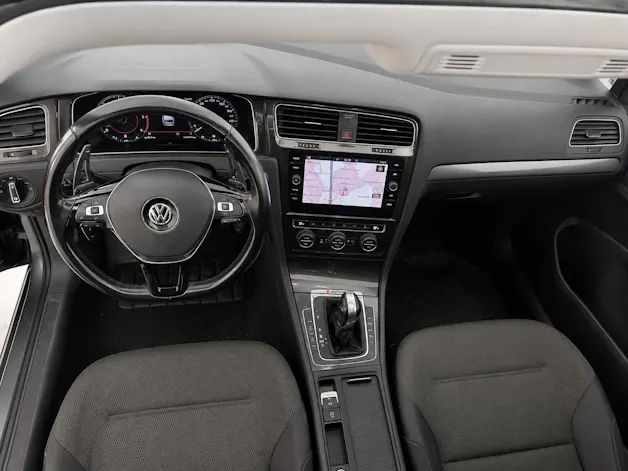 VW Golf 2.0 TDI Comfortline 4Motion R-Line