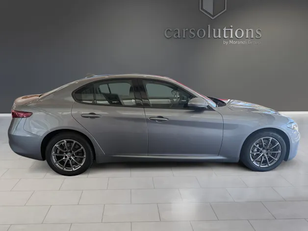 Alfa Romeo Giulia 2.2 JTDM Business Automatic Q4