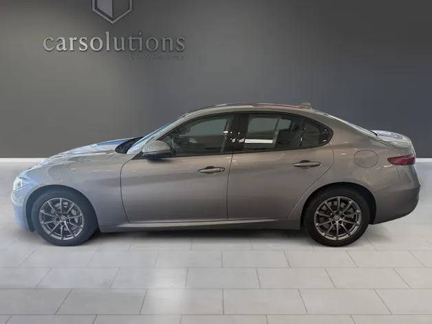 Alfa Romeo Giulia 2.2 JTDM Business Automatic Q4
