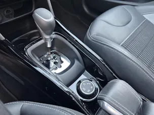 Peugeot 2008 1.2 PureTech Allure EAT6