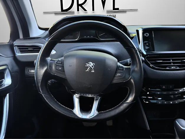 Peugeot 2008 1.2 PureTech Allure EAT6