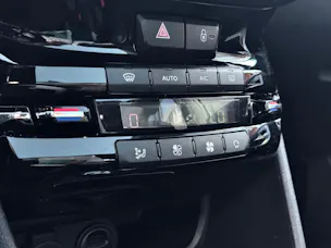 Peugeot 2008 1.2 PureTech Allure EAT6