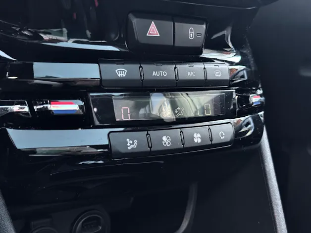 Peugeot 2008 1.2 PureTech Allure EAT6