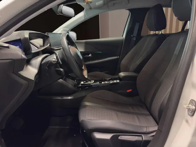 Peugeot 208 1.2 PureTech Allure Pack EAT8