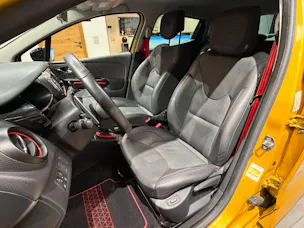 Renault Clio 1.6 T RS 200 EDC
