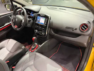 Renault Clio 1.6 T RS 200 EDC