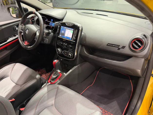 Renault Clio 1.6 T RS 200 EDC