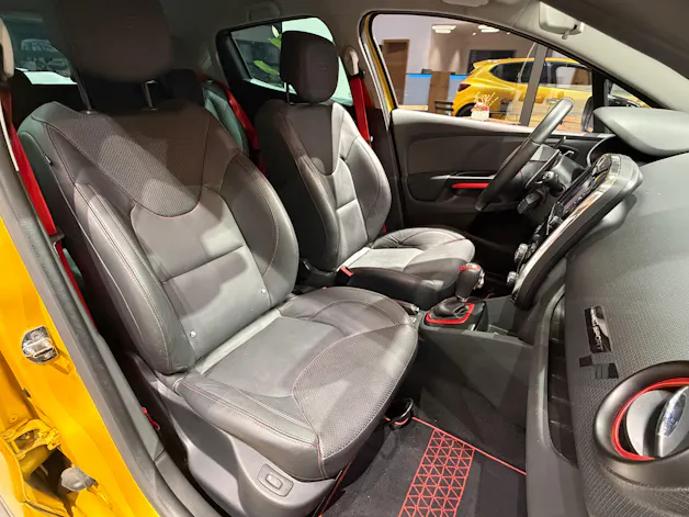 Renault Clio 1.6 T RS 200 EDC
