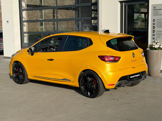 Renault Clio 1.6 T RS 200 EDC