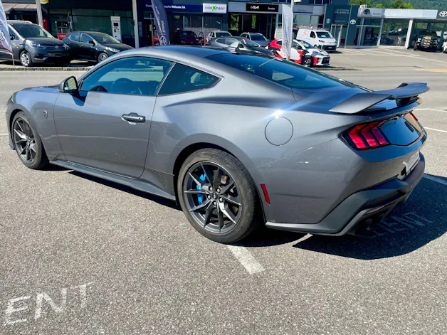 Ford Mustang Fastback 5.0 V8 Dark Horse Automat