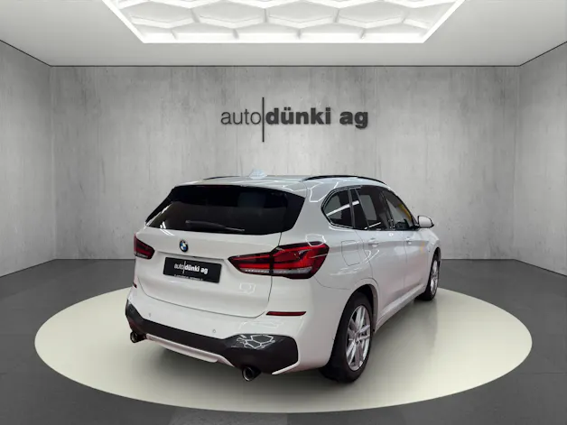 BMW X1 xDrive 18d Essential Edition Steptronic