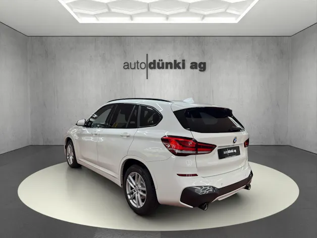 BMW X1 xDrive 18d Essential Edition Steptronic