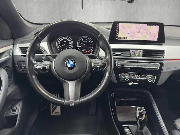 BMW X1 xDrive 18d Essential Edition Steptronic